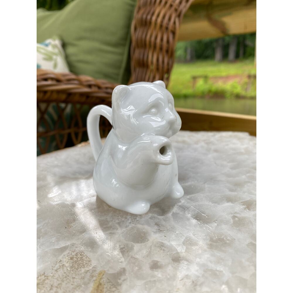 Glossy White Porcelain‎ Kitten Pitcher 2-3/4" Tall